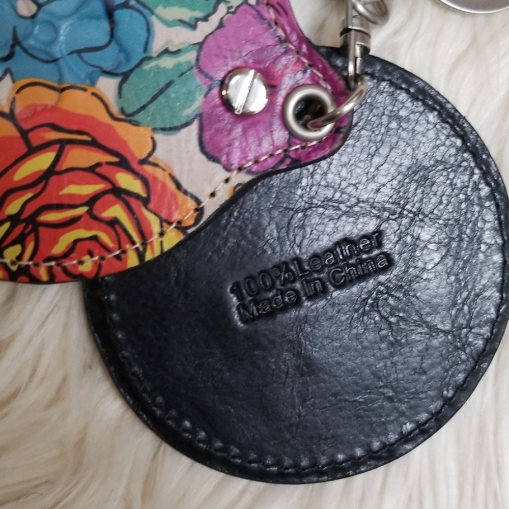 Patricia Nash keychain mirror NWT 100% leather - Picture 5 of 8